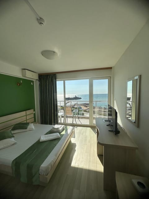 Bedroom, Sea view