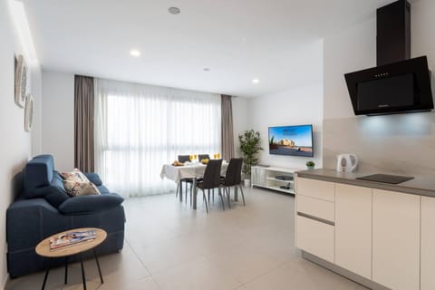 Communal lounge/ TV room, Living room