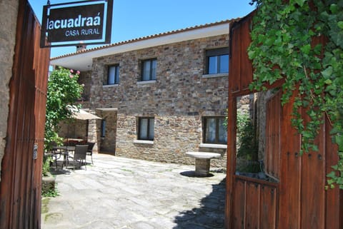 Facade/entrance, Logo/Certificate/Sign