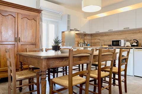 #M0 Le charme voironnais T3 6 persons City center Apartment in Auvergne-Rhône-Alpes