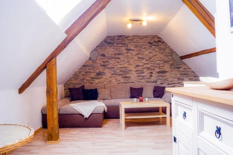 Traumwohnung Jolly Jumper auf idyllischem Reiterhof nähe Burg Eltz Apartment in Cochem-Zell