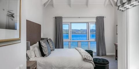 On the water - Thesen Apartment in Knysna
