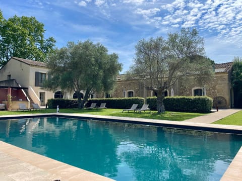 Property building, Restaurant/places to eat, Swimming pool, Breakfast