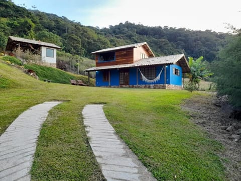 Chale com agua de nascente e com vista panoramica Chalet in State of Rio de Janeiro