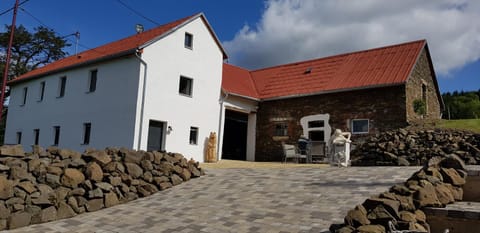 Waldhaus Nearby Nürburgring House in Vulkaneifel