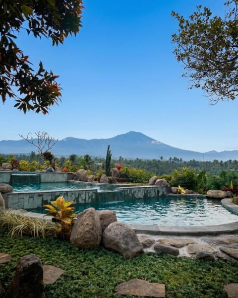 Day, Natural landscape, Garden, Garden view, Mountain view, Pool view, Swimming pool