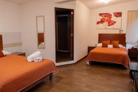 Tu cabaña Cuernavaca - hospedaje by Arcadia House in Cuernavaca