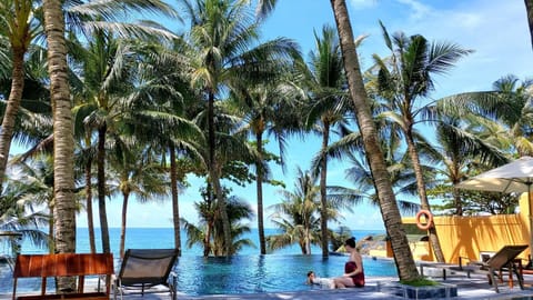 Pool view