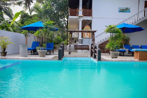 Pool view, Swimming pool, Swimming pool