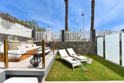 Patio, Garden, Balcony/Terrace