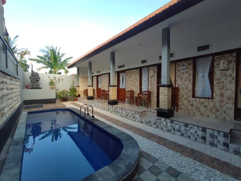 Property building, Swimming pool