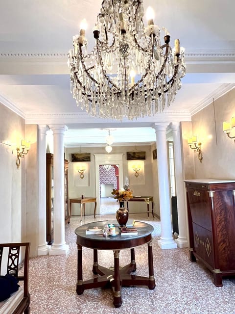 Castiglione 27 Luxury Suite Bed and Breakfast in Bologna