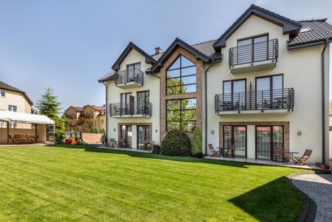 Property building, Garden