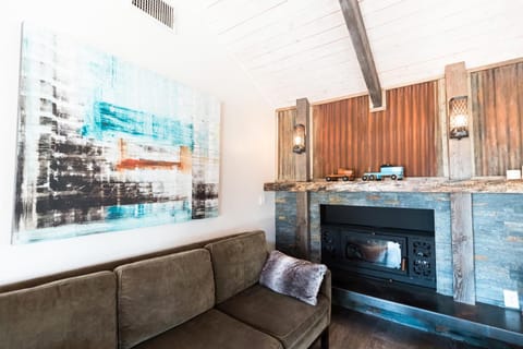 Moon Ranch - a gateway to Yosemite Villa in Bootjack