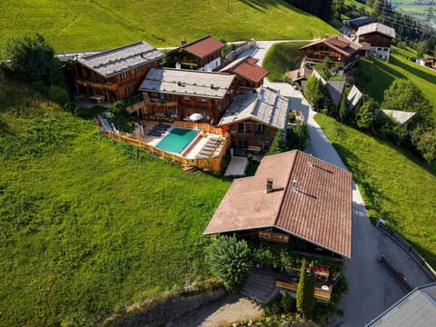 Property building, Summer, Swimming pool, Swimming pool, Breakfast