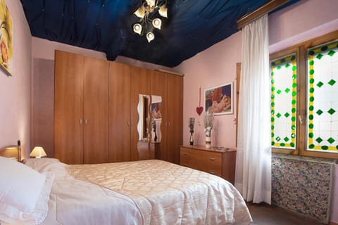 Bed, Photo of the whole room, Bedroom, wardrobe