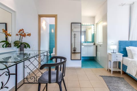 Toilet, Bathroom, Bedroom