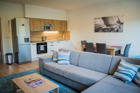 Seating area, Communal kitchen