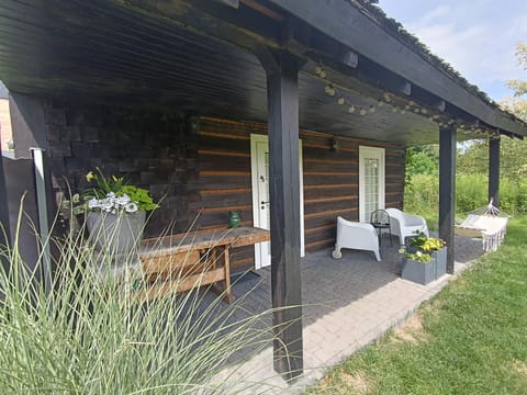 Chatka w trawach House in Krakow