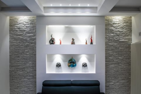 Bed, Living room, Decorative detail