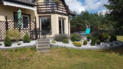 Dom Majówka House in Pomeranian Voivodeship