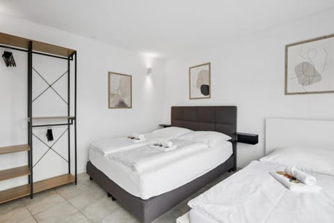 Bed, Bedroom, wardrobe
