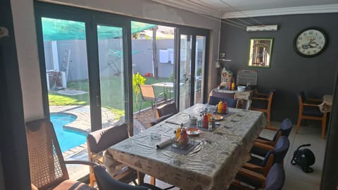 Robert's Place Paarl Vacation rental in Cape Town