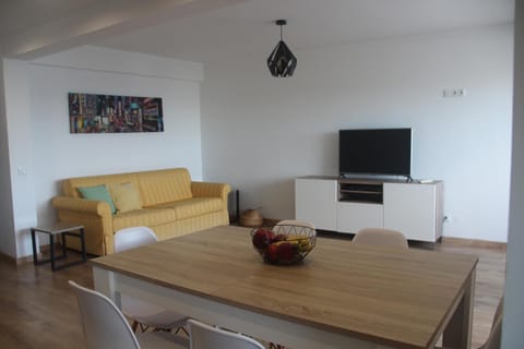 Communal lounge/ TV room, Seating area, Area and facilities