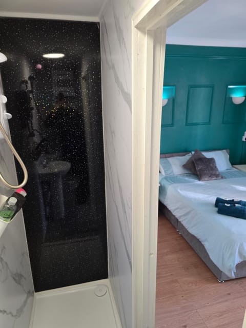 Spacious Double Room in Anfield Vacation rental in Liverpool