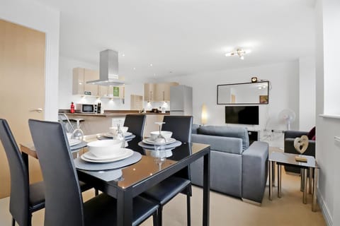 Portfolio Apartments - Stevenage Town Centre Apartment in Stevenage