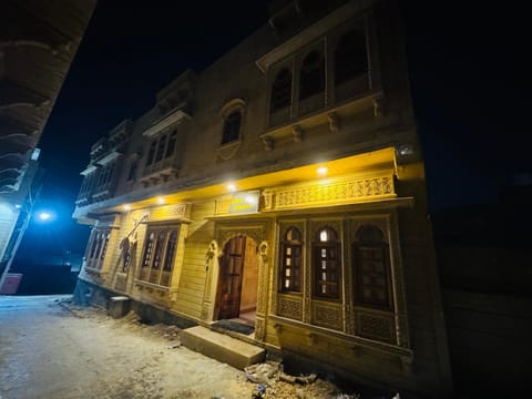 Property building, Night