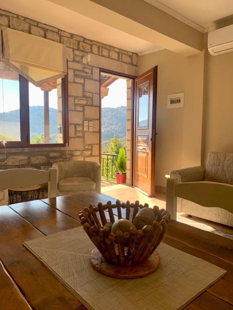 Pera Vrisi Apartment in Arcadia, Greece