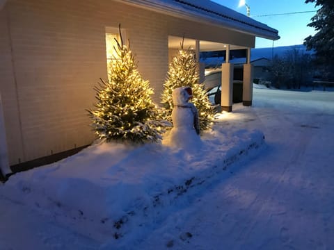 Property building, Winter