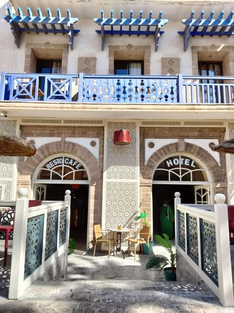 Property building, Facade/entrance