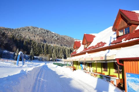 Property building, Facade/entrance, Winter