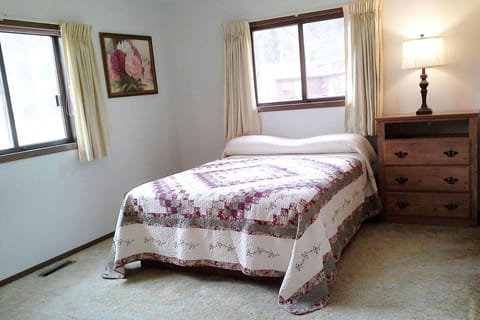 Freedom Ridge Cabins Cabin in West Pennington