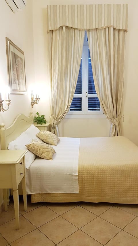 Chiaro Di Luna viale Italia Bed and Breakfast in Sassari