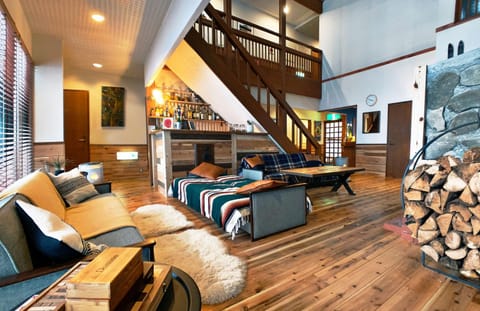 Communal lounge/ TV room, Living room, Living room
