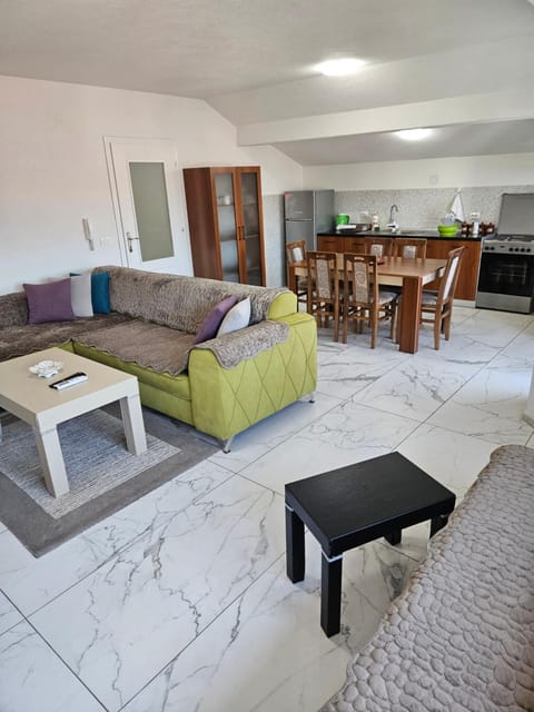 XXL APARTMENTS CiTY CENTAR Apartment in Bitola