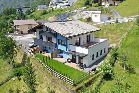Property building, Bird's eye view