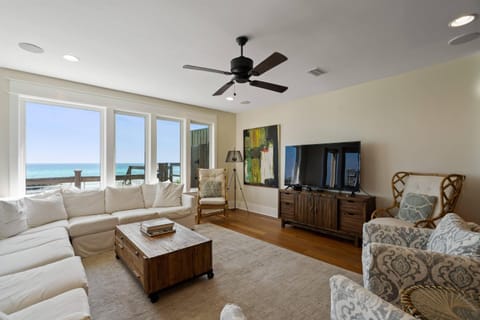 Pelican Paradise Unit B House in Seacrest