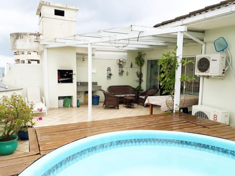 BBQ facilities, Balcony/Terrace, Pool view, Swimming pool