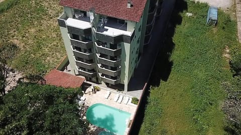 Property building, Bird's eye view, Pool view, Swimming pool