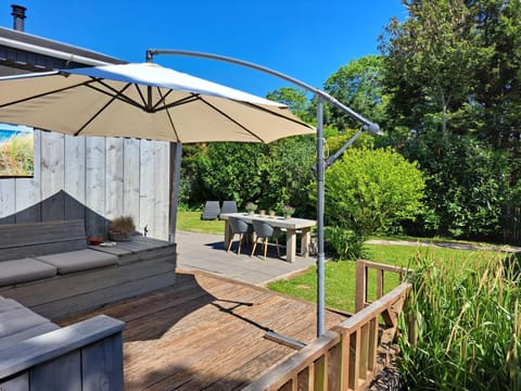 Zeeuwse Landhoeve Chalet Campground/
RV Resort in Brouwershaven