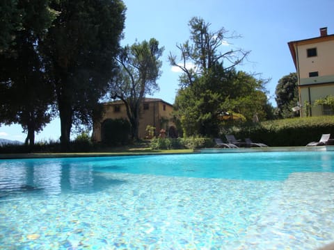 Day, Swimming pool, Swimming pool