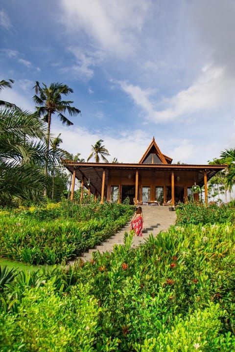Property building, Natural landscape, Garden, Garden, Garden view