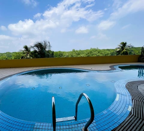 Property building, Swimming pool