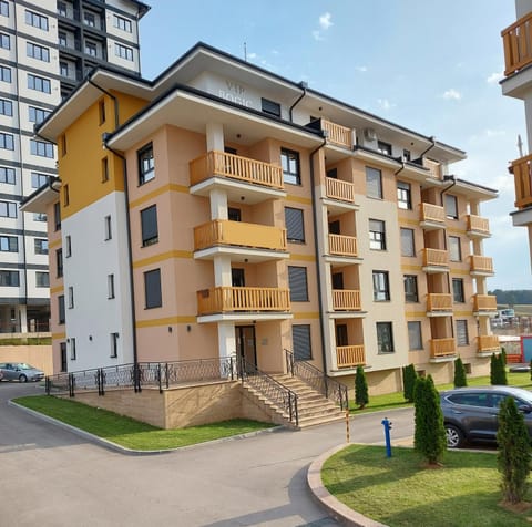 Property building, Neighbourhood, Location, Parking