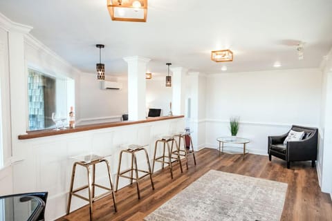 The Burrus House Inn Waterfront Suites Bed and Breakfast in Manteo