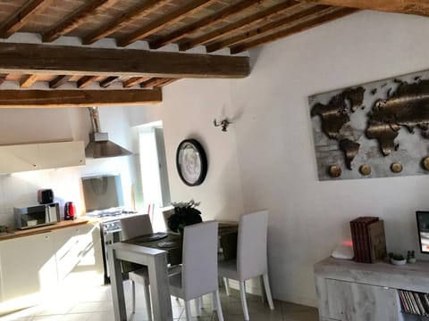 Le Déjà Vue Apartment in Citta di Castello